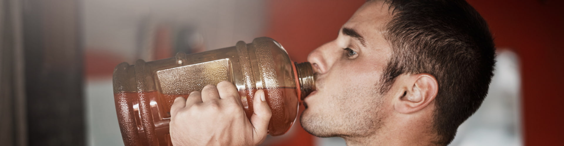 The Best Pre-Workout Energy Drink: Kratom vs Popular Alternatives